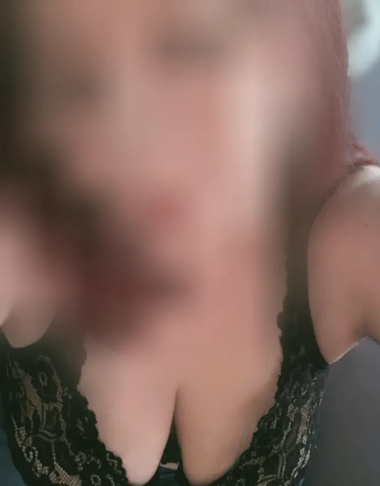 Fatma, 39