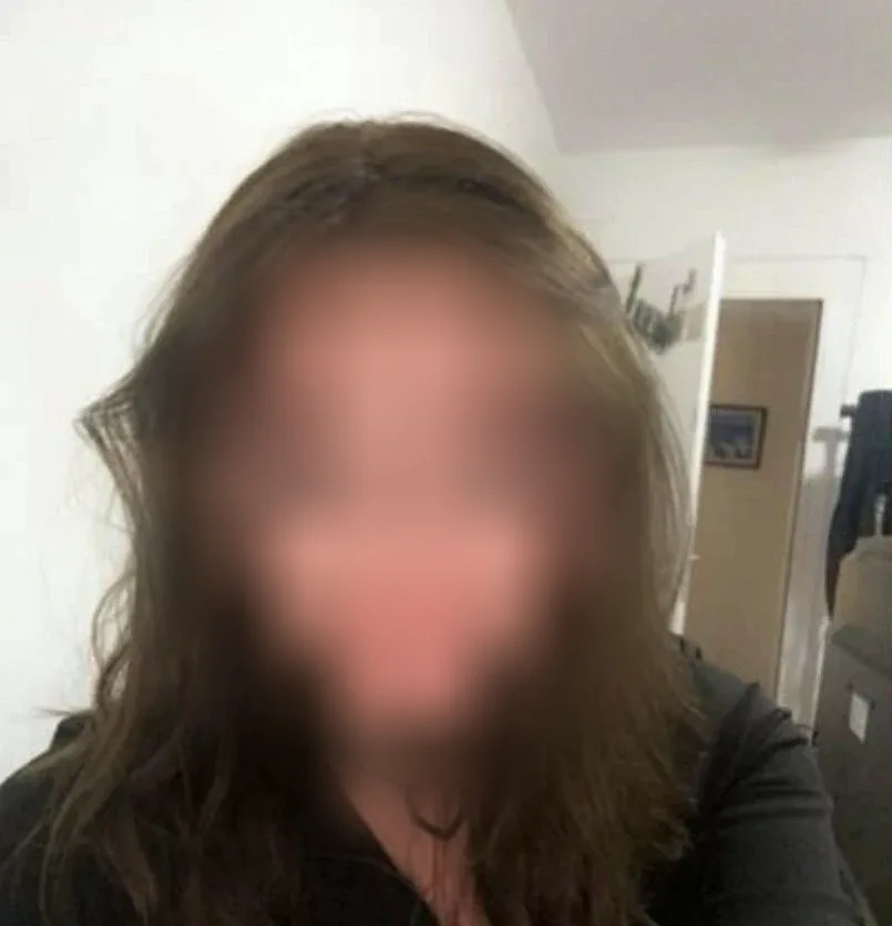 Jette, 25
