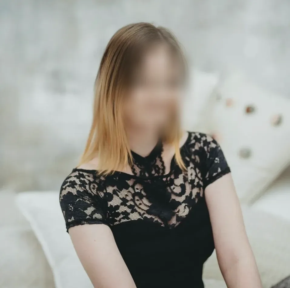 Miriam, 24